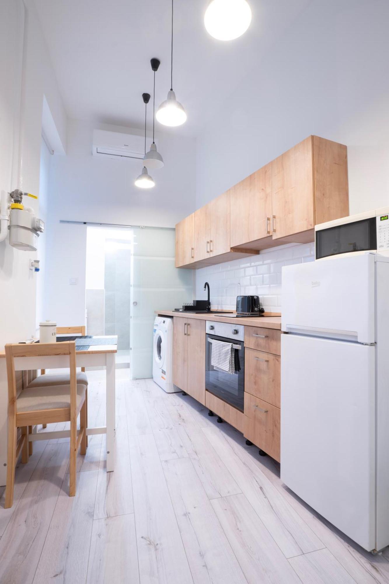 Studio In The Heart Of Party District Ka28 Budapest Luaran gambar