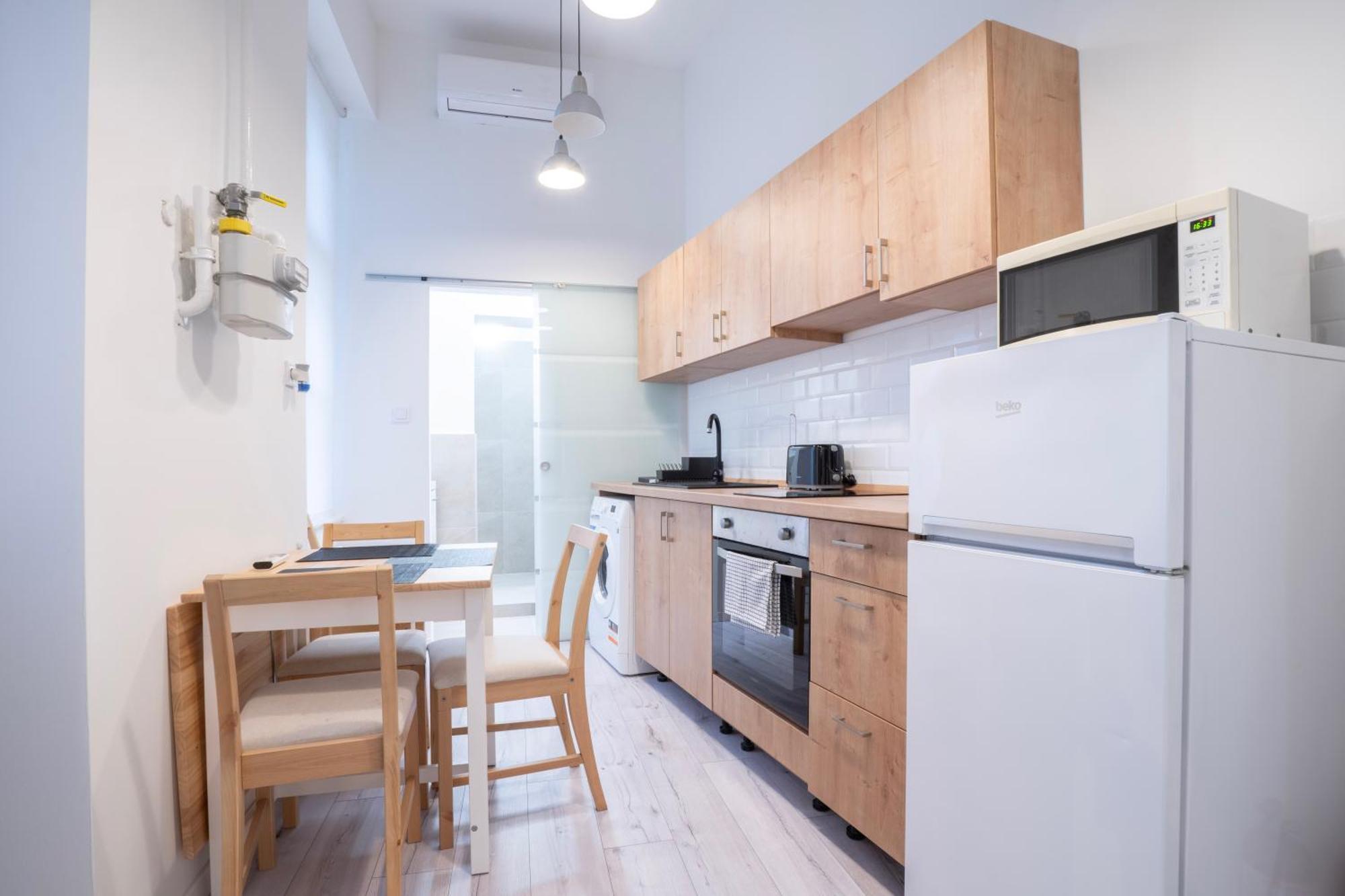Studio In The Heart Of Party District Ka28 Budapest Luaran gambar